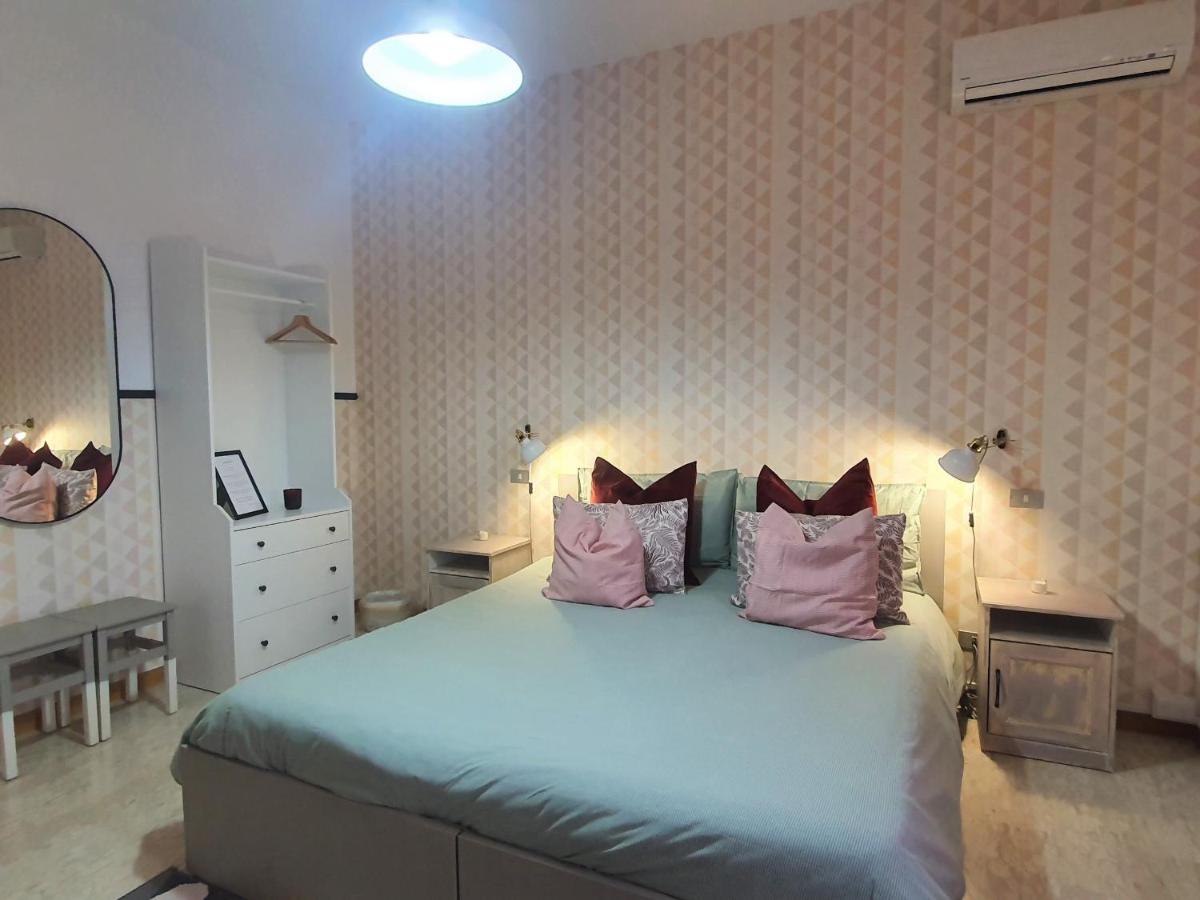 Villa Rosa - Sperlonga Vertice Rooms Exteriér fotografie